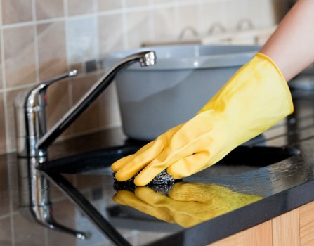 Visual symbol for screen-reader compatible carpet cleaning website content
